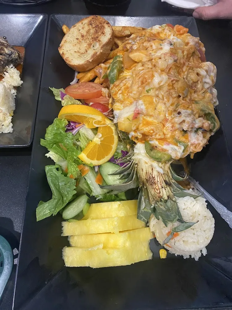 Shrimp in Pineapple